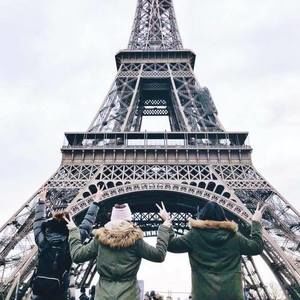 Meet your Posher, Danielle